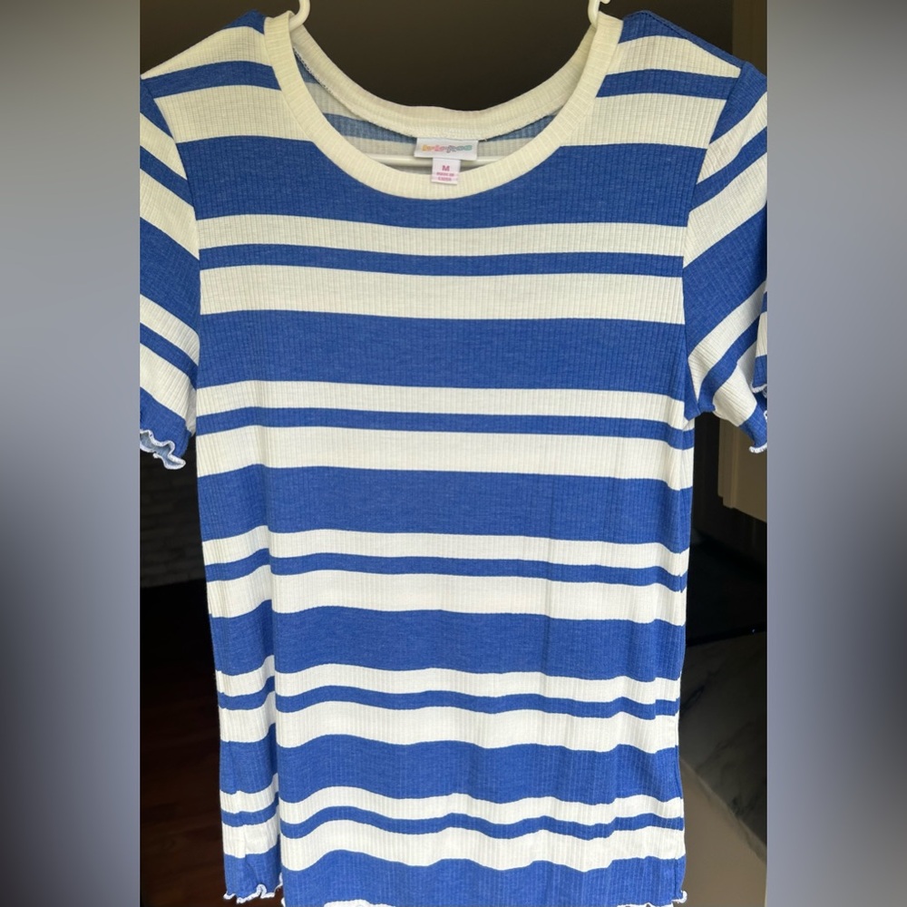 COPY - LuLaRoe Kelly Top New w/o tags